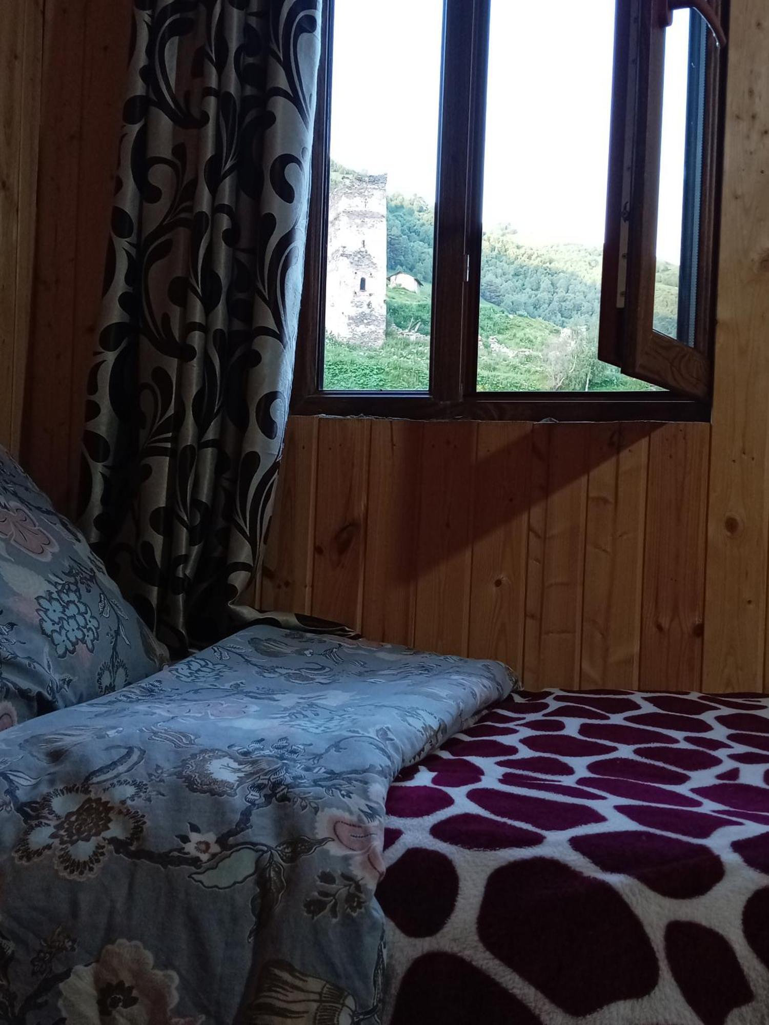 Stone House Marexi 호텔 Adishi 외부 사진